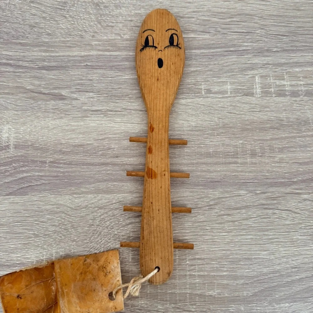 VTG Wooden Bean Spoon Folk Art Gag Gift Retro Novelty Kitchen Decor Primitive